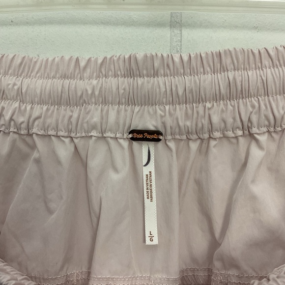 FREE PEOPLE NYLON CARGO PANTS, LARGE - Picture 6 of 6